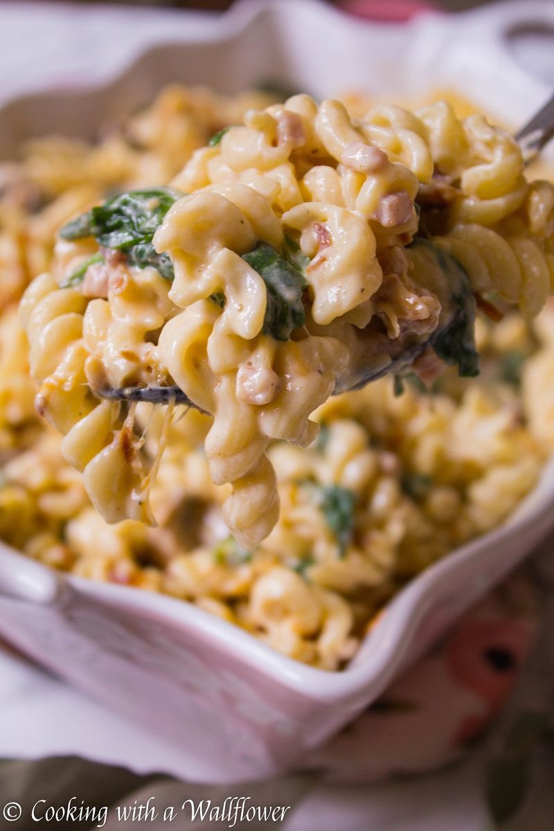 Mushroom and Spinach Mac & Cheese