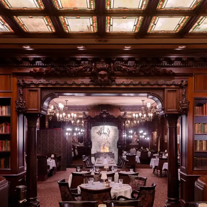 Hy’s Steak House – Honolulu, Hawaii