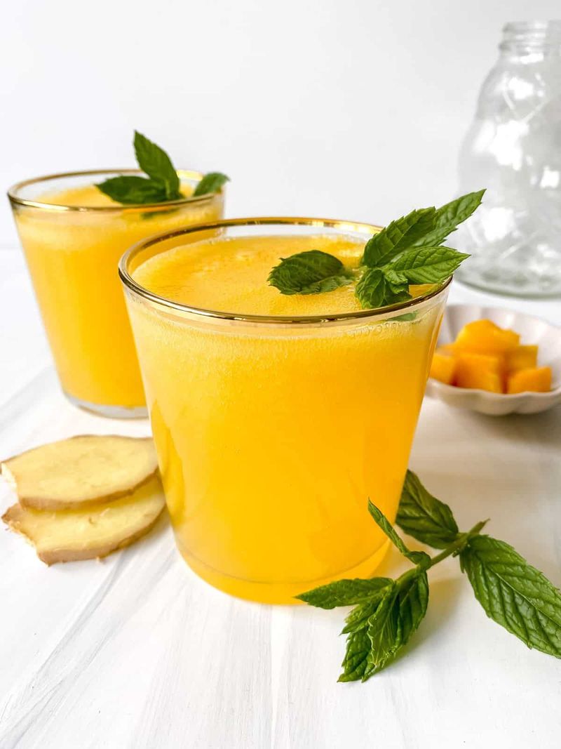 Mango Ginger Fizz
