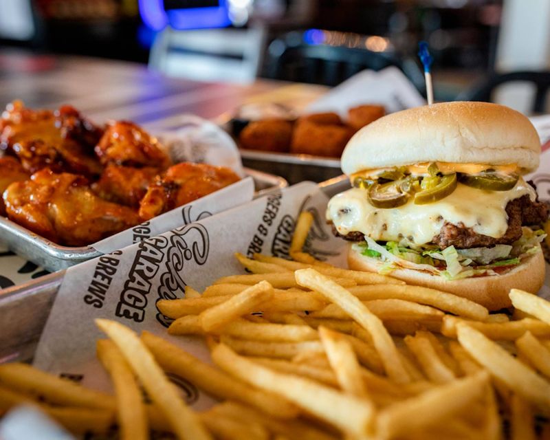 Sickies Garage Burgers & Brews, North Dakota