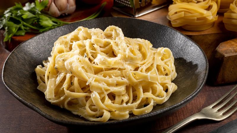 Pasta Alfredo