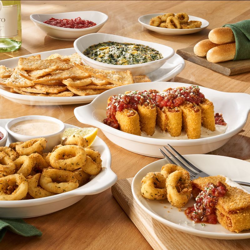 Olive Garden: Lasagna Fritta & Calamari Combo