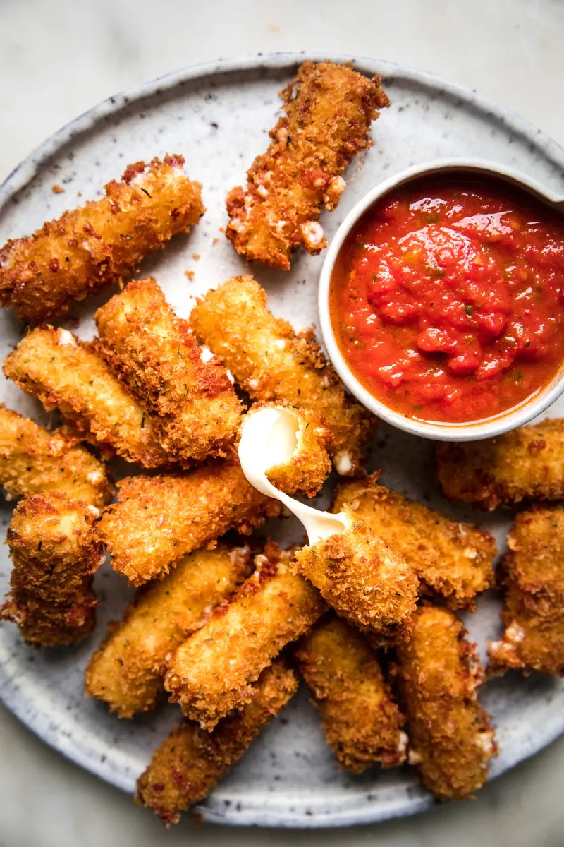 Fried Mozzarella Sticks