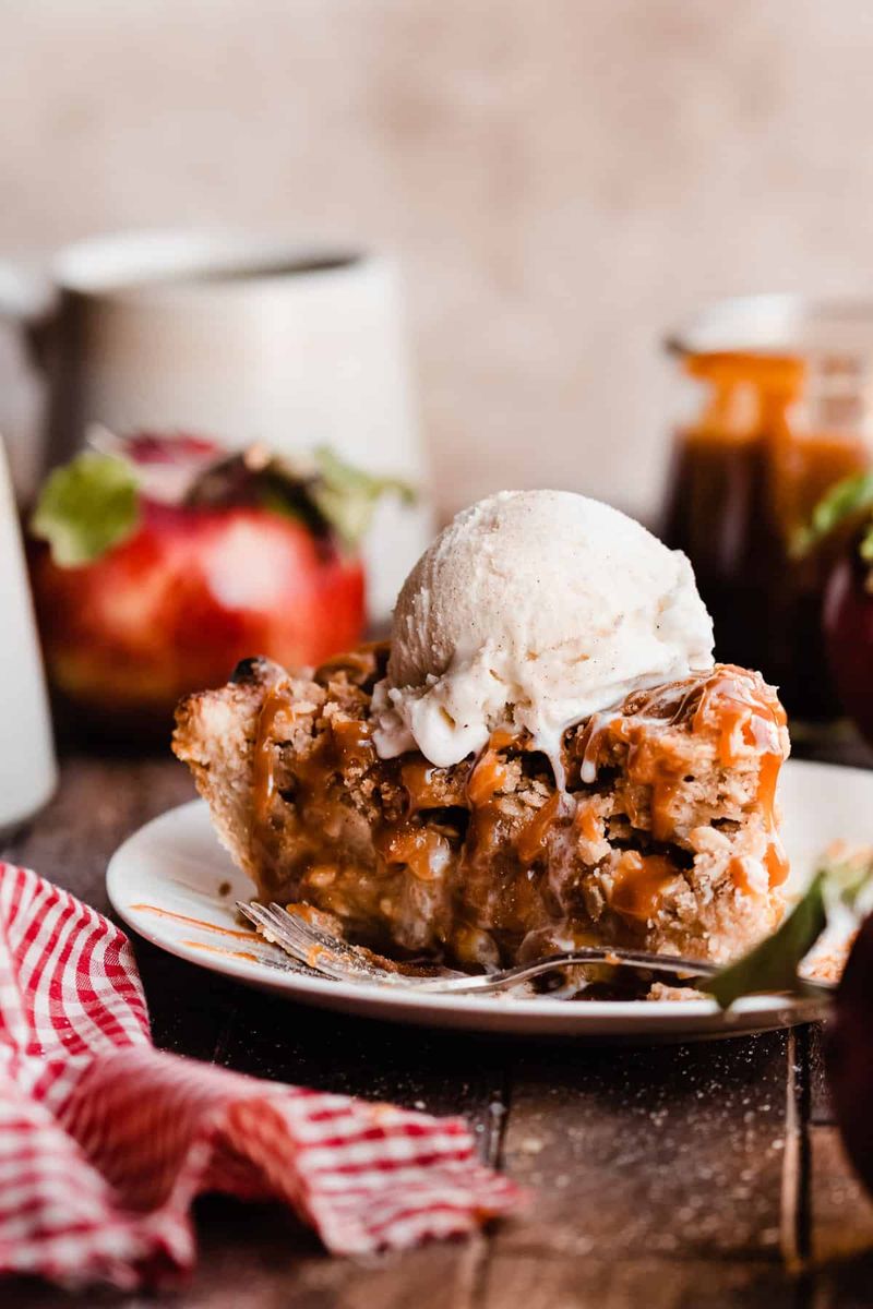 Caramel Apple Pie