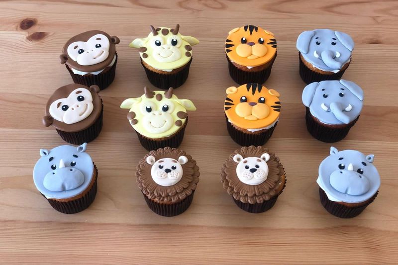 Animal Safari Cupcakes