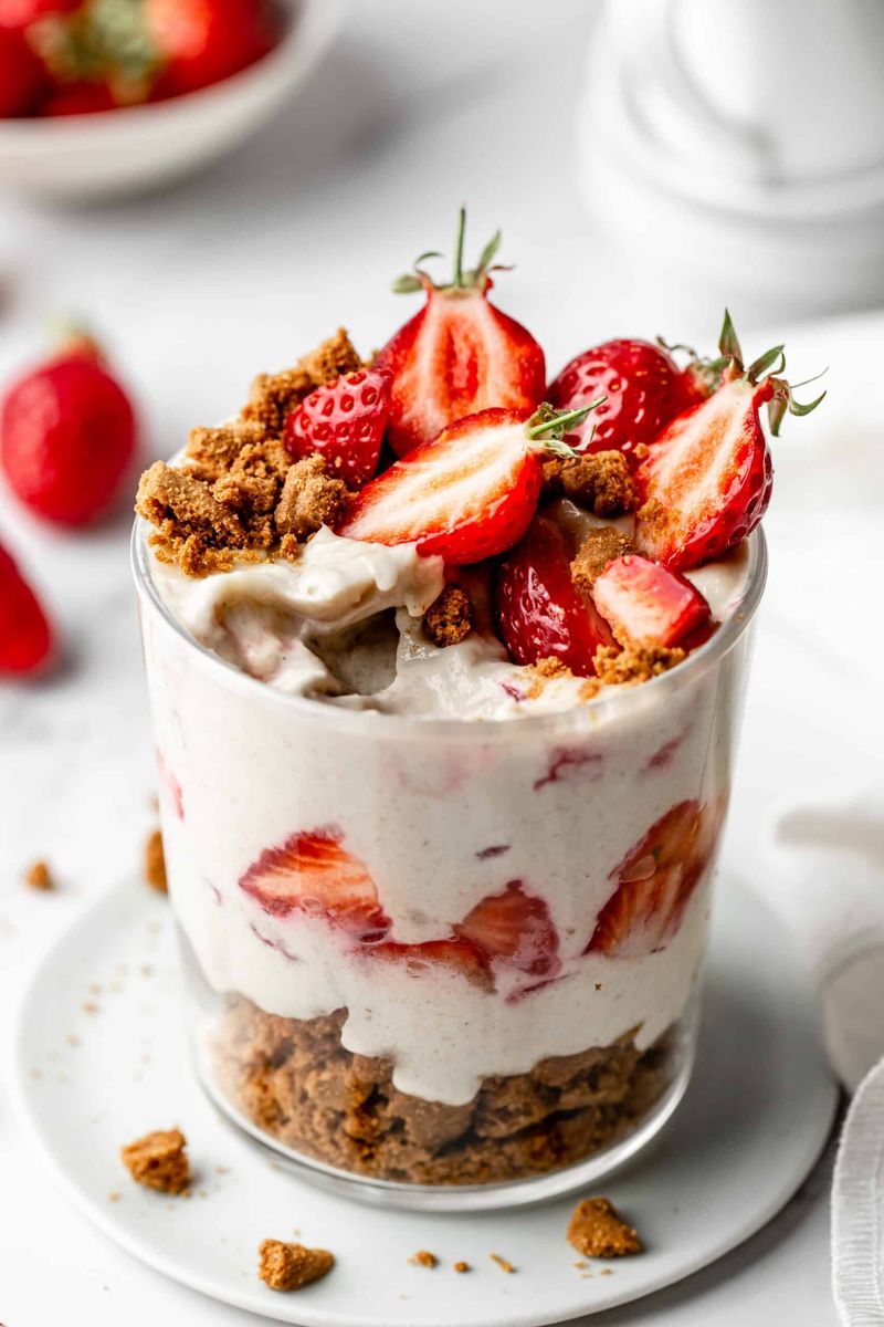 Strawberry Cheesecake Oats