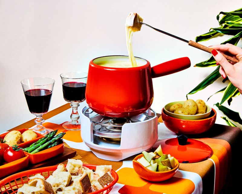 Retro Cheese Fondue