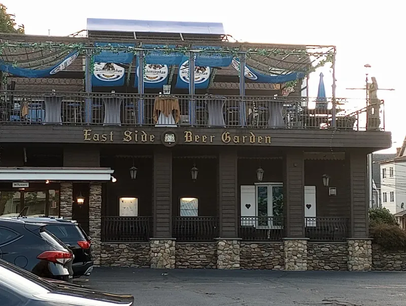 Connecticut – East Side Restaurant (New Britain)