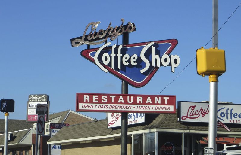Delaware: Lucky's Coffee Shop – Wilmington