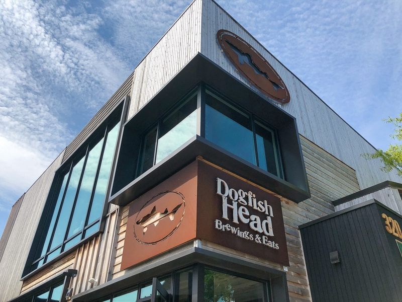 Delaware: Dogfish Head Brewings & Eats – Rehoboth Beach