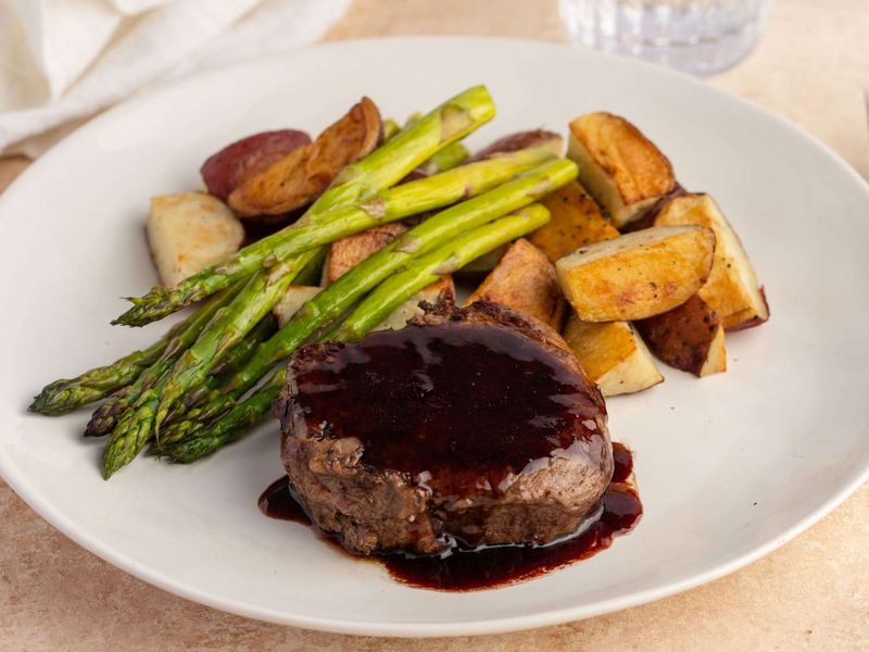 Balsamic Vinegar Glaze