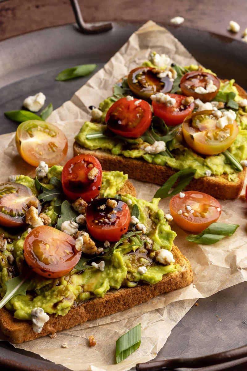 Avocado Toast with Cherry Tomatoes
