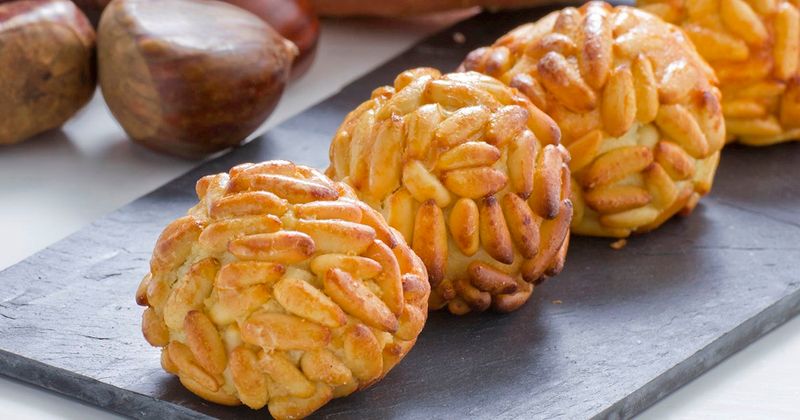 Panellets
