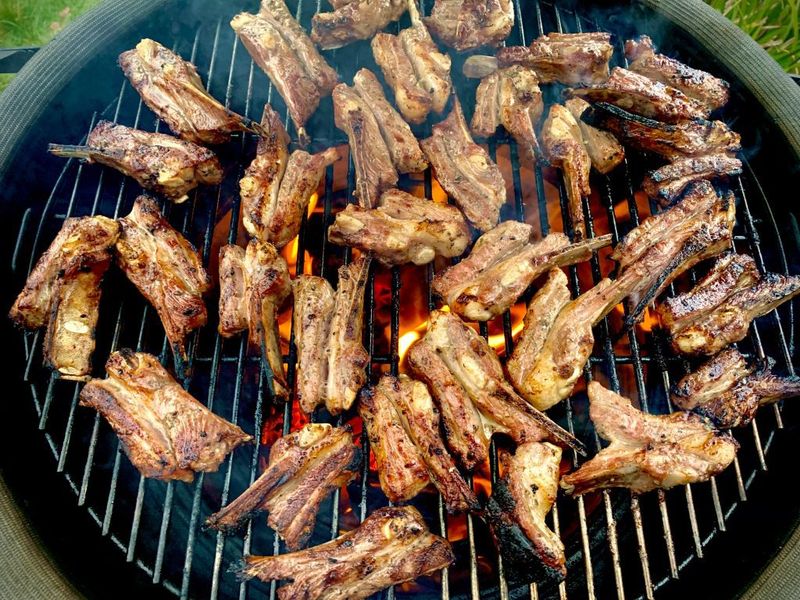 Charcoal-Grilled Lamb Chops