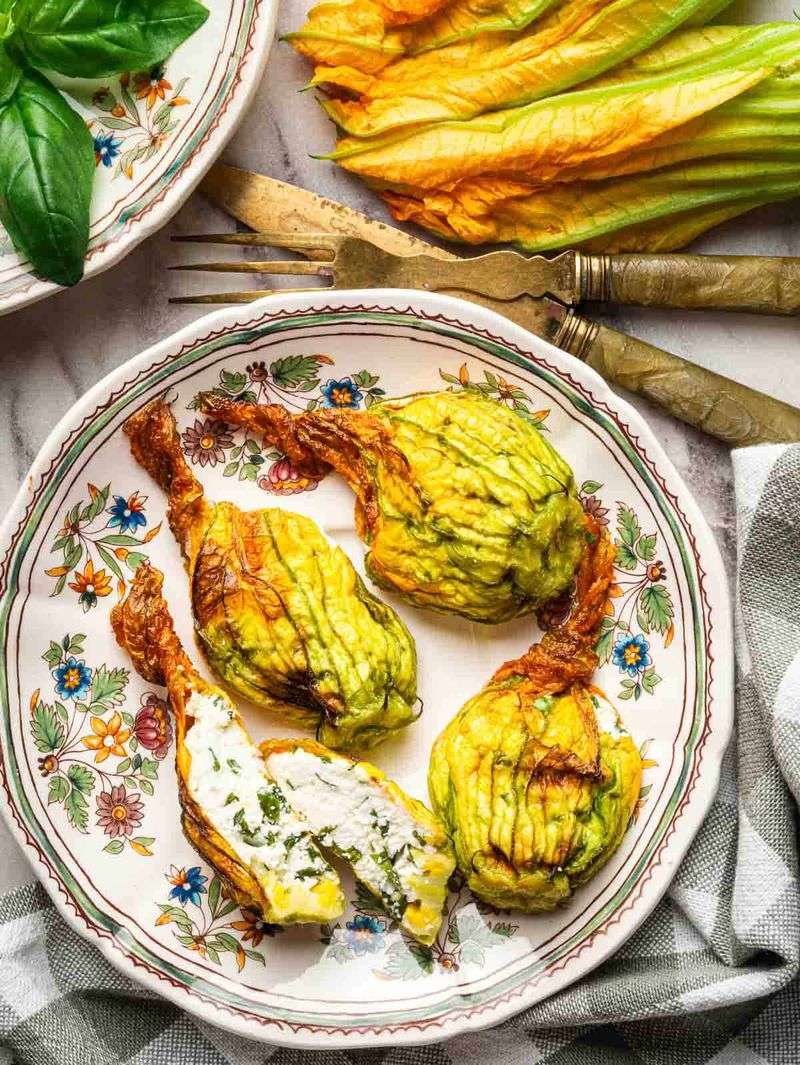 Stuffed Zucchini Blossoms with Ricotta