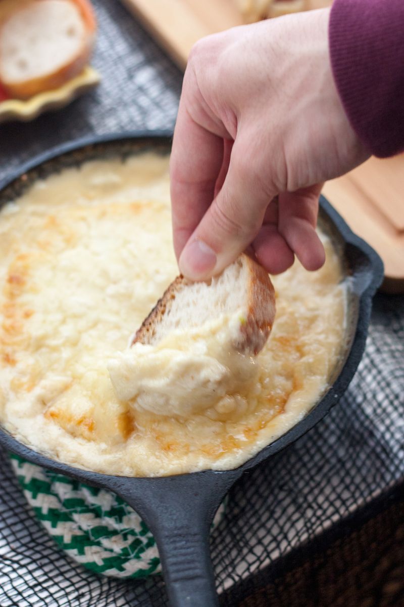 Garlic Cheese Dip