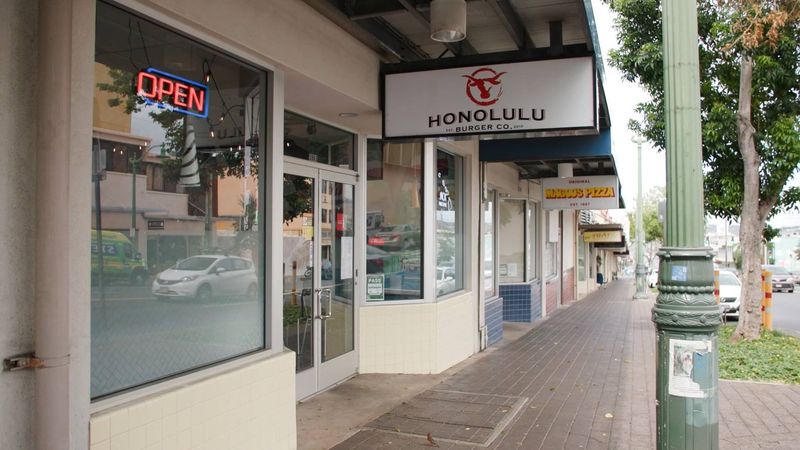 Hawaii: Honolulu Burger Co. – Honolulu