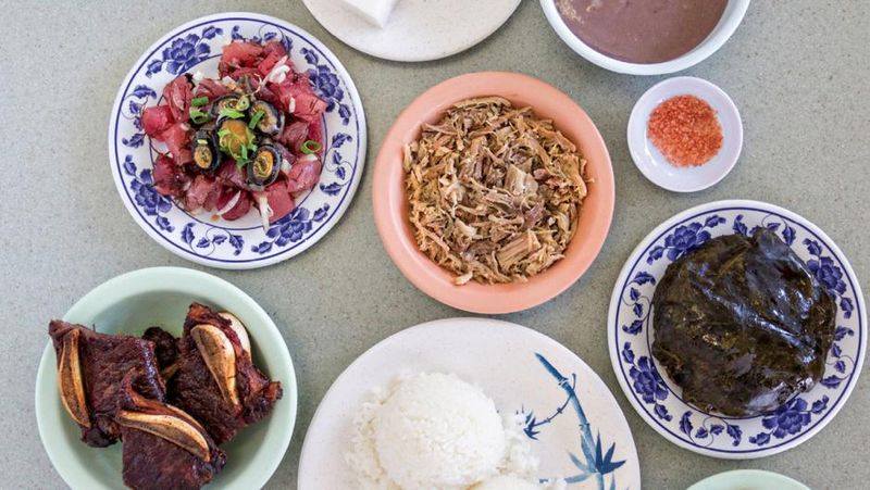 Hawaii: Helena's Hawaiian Food – Honolulu