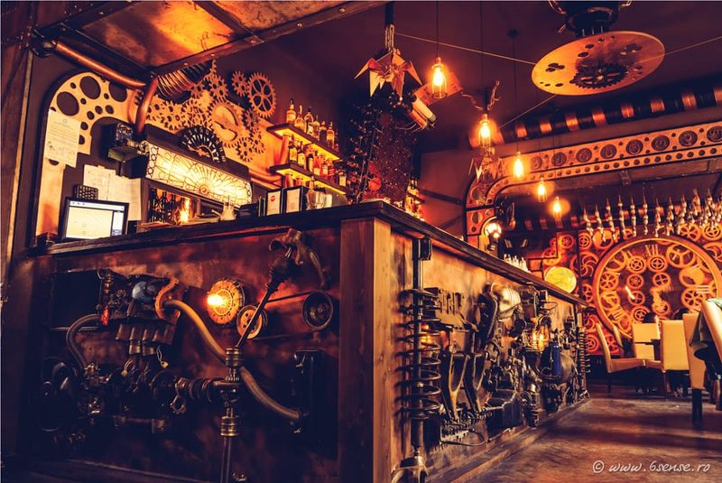 Steampunk Café