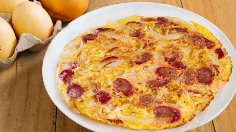 Hot Dog Omelette