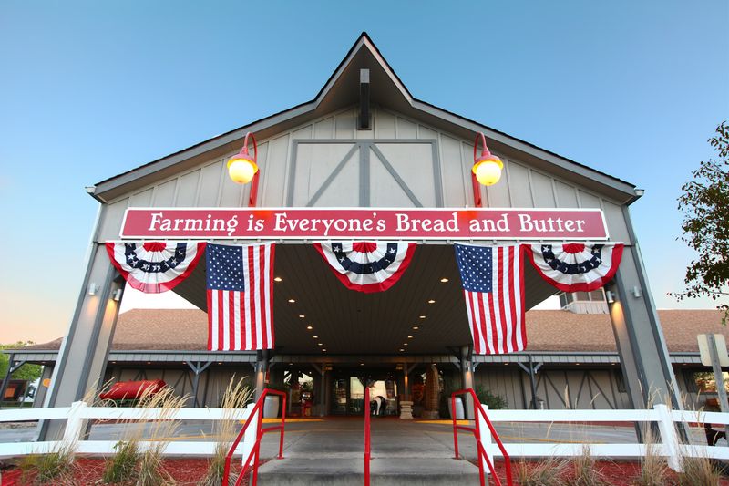Iowa: Machine Shed Restaurant (Urbandale)