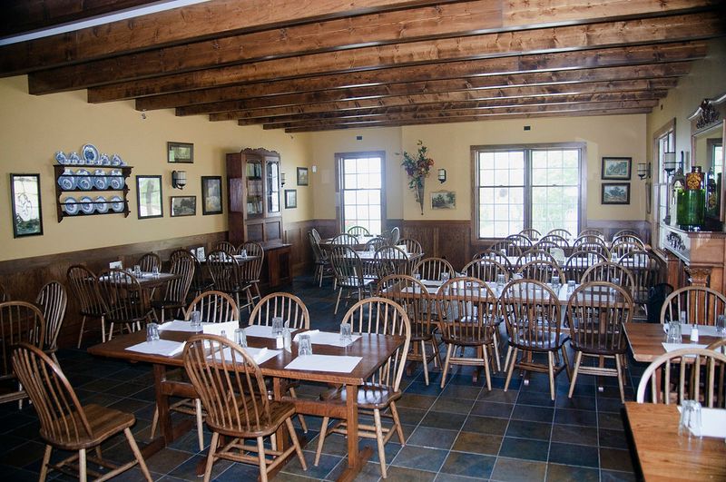Iowa - Breitbach's Country Dining