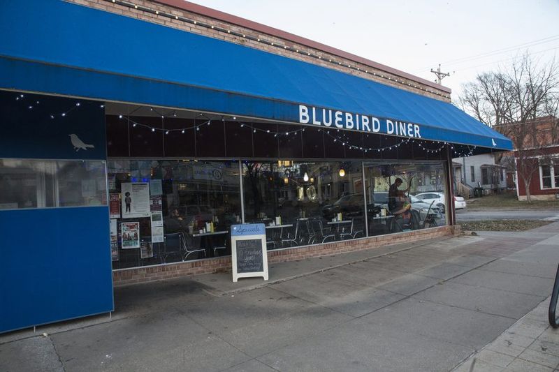 Iowa: Bluebird Diner – Iowa City