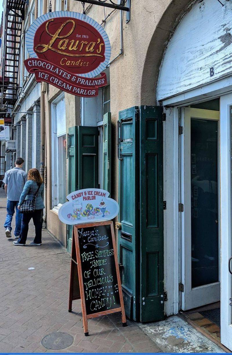 Louisiana: Laura's Candies – New Orleans