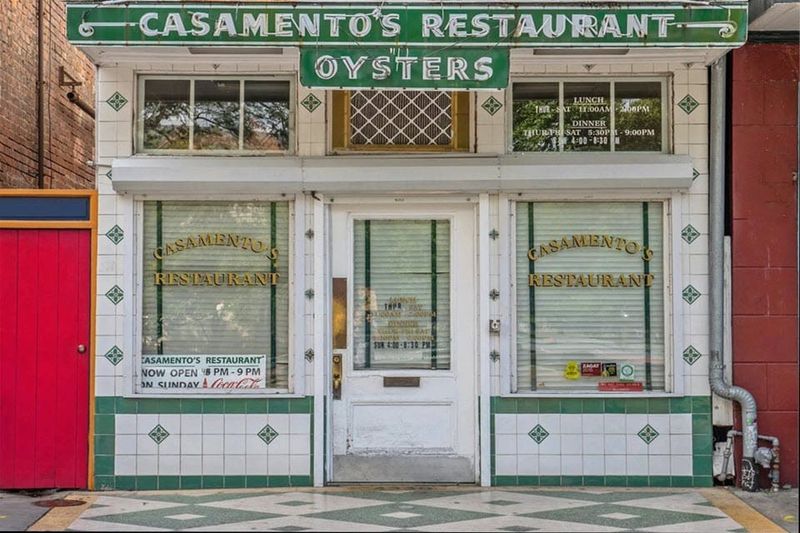 Louisiana - Casamento's Restaurant