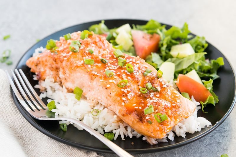 Spicy Sriracha Glazed Salmon
