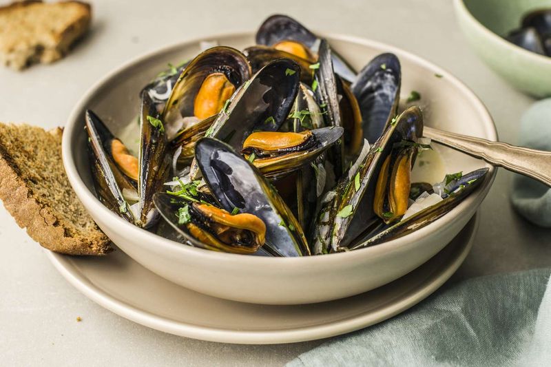 Mussels in White Wine Sauce