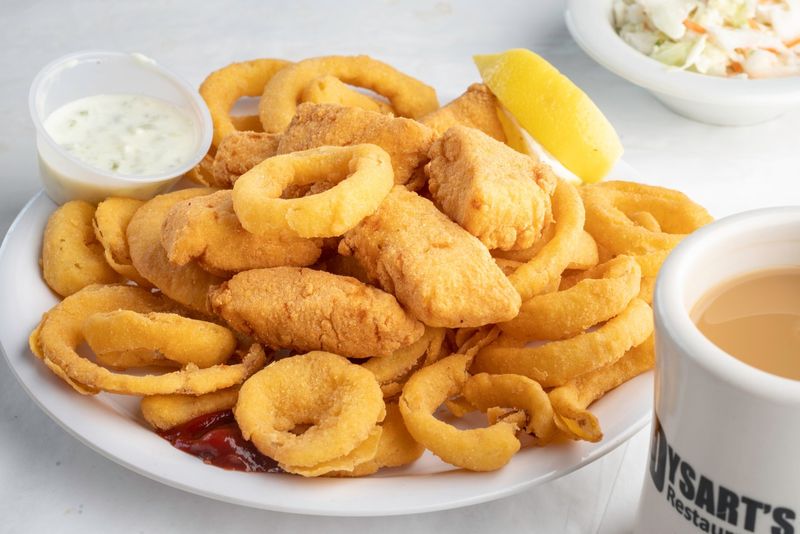 Maine: Fish Fry Friday – Dysart's, Bangor