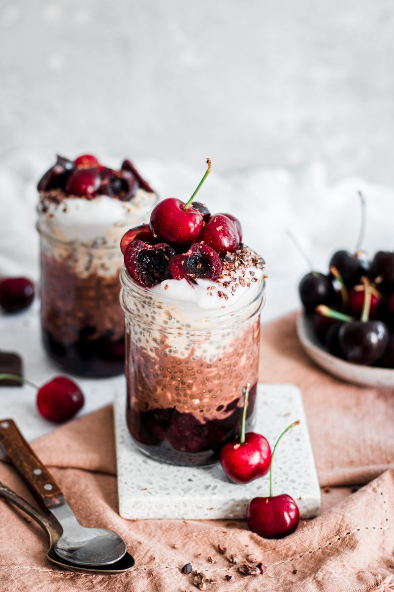 Dark Chocolate Cherry Oats