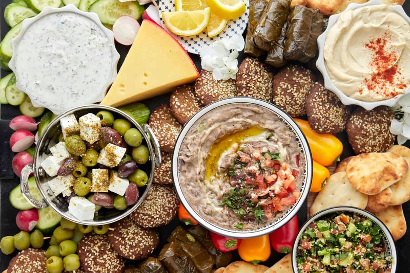 Mediterranean Hummus Platter
