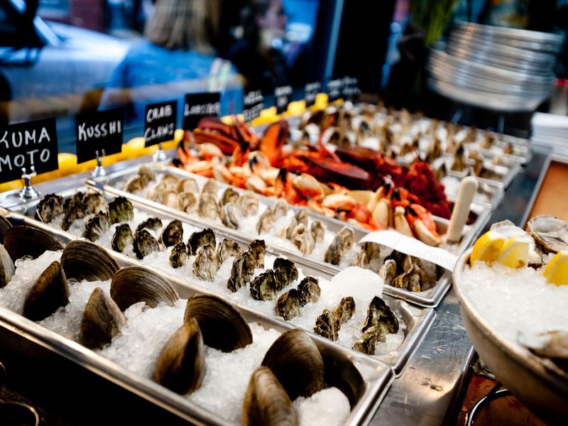 Massachusetts: Neptune Oyster – Boston