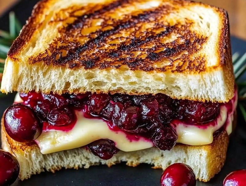 Massachusetts - Cranberry Brie Delight
