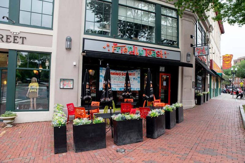 Massachusetts: The Friendly Toast (Cambridge)