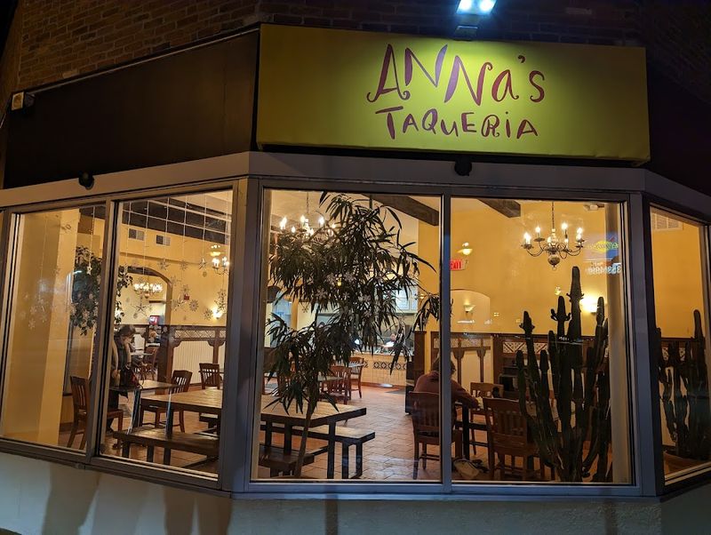 Massachusetts: Anna's Taqueria – Boston