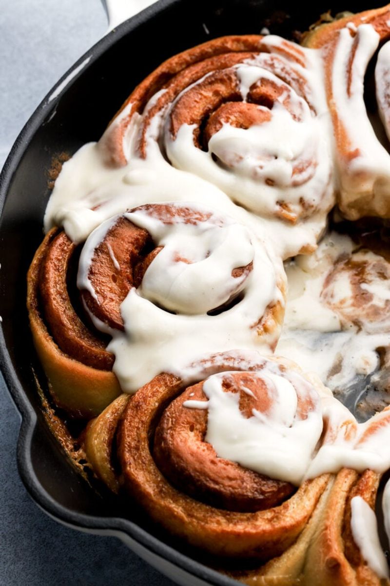 Cinnabon Cinnamon Rolls