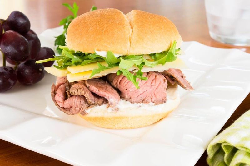 Roast Beef and Cheddar Sandwiches