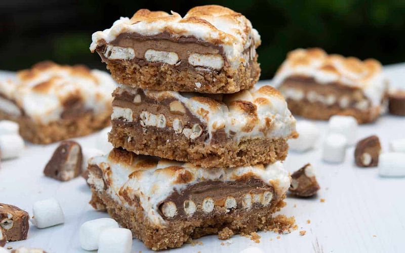 Satisfying S'mores Bars