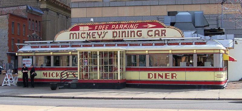 Minnesota: Mickey's Diner – St. Paul