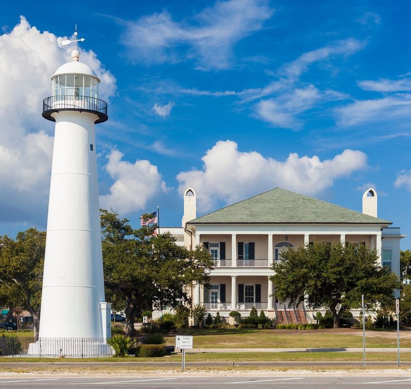 Mississippi: The Rib Cage (Biloxi)