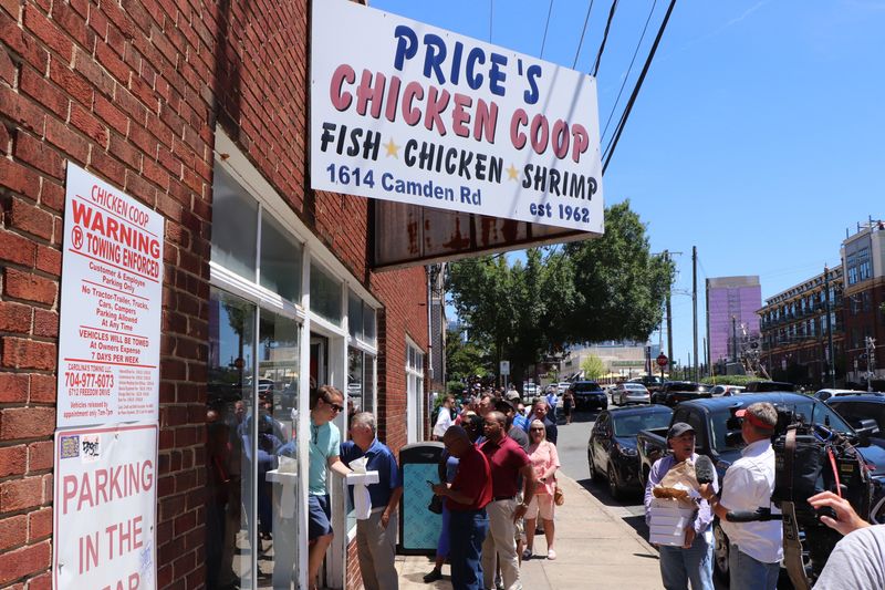 North Carolina: Price's Chicken Coop – Charlotte
