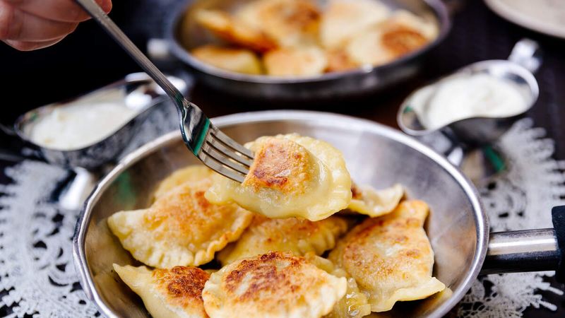 Ohio: Pierogi Plate – Sokolowski's University Inn, Cleveland