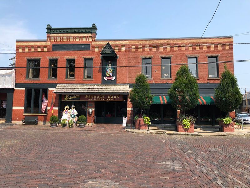 Ohio: Schmidt's Sausage Haus (Columbus)