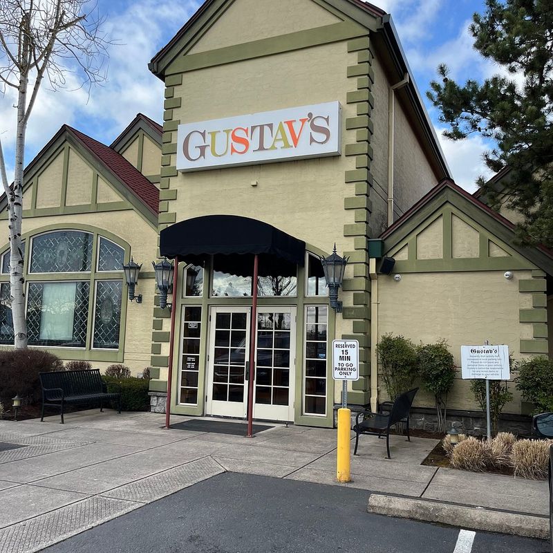 Oregon – Gustav's Pub & Grill (Portland)