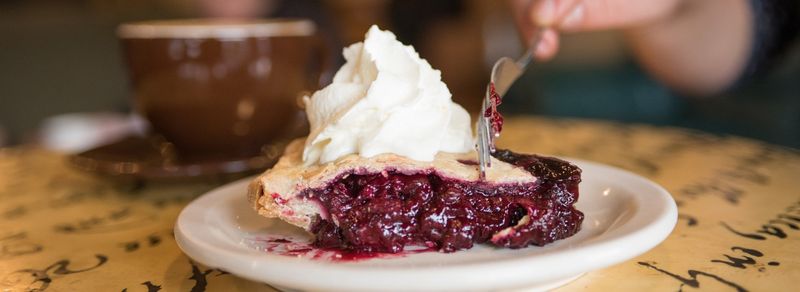 Oregon: Marionberry Pie – Bipartisan Café, Portland