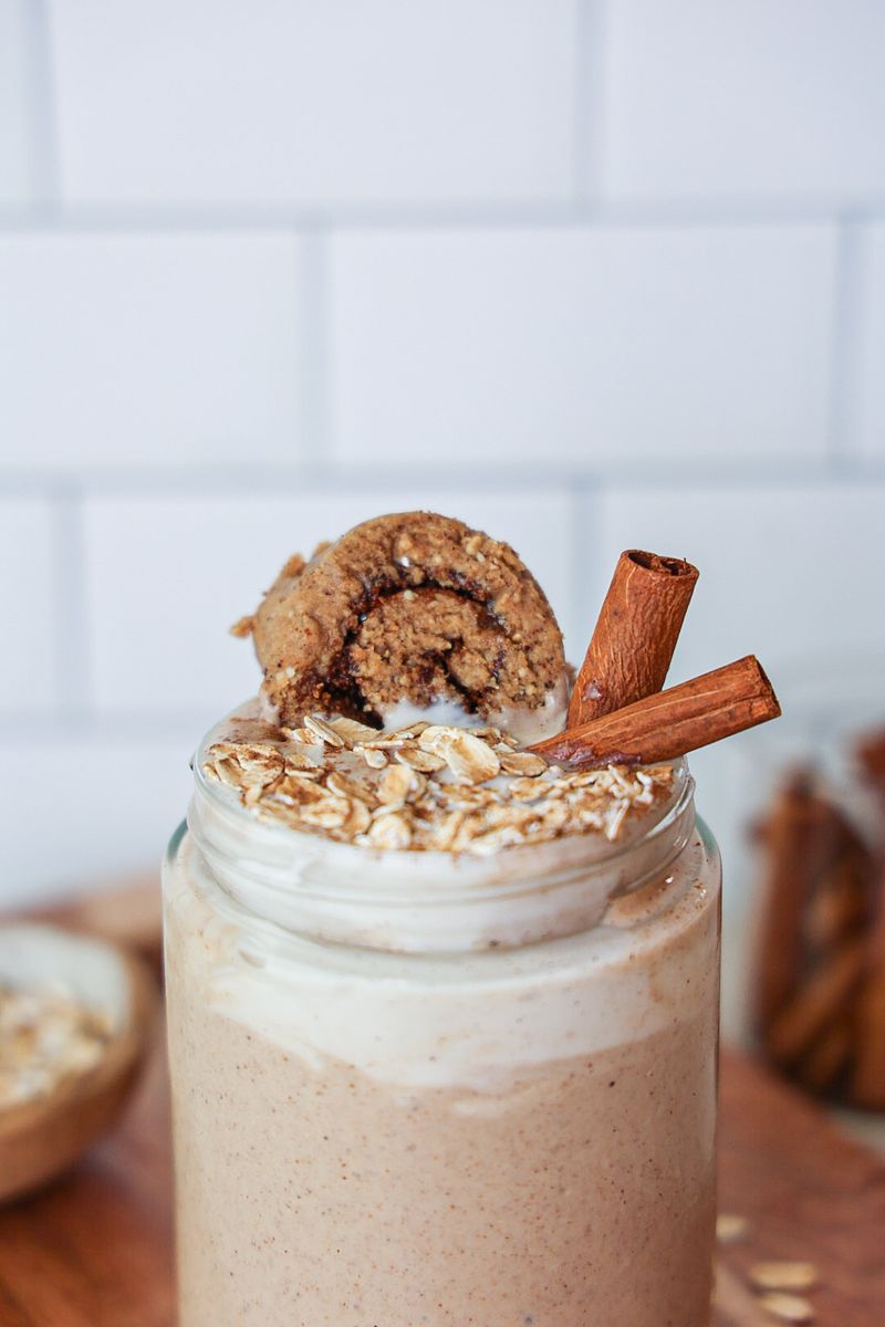 Cinnamon Roll Protein Shake