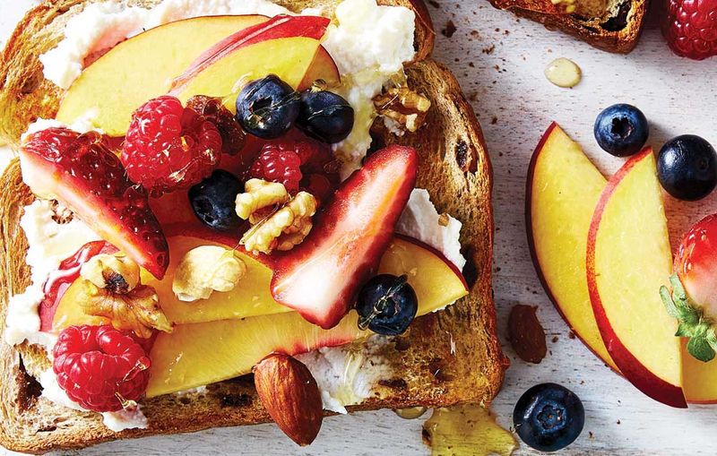 Ricotta and Berry Toast